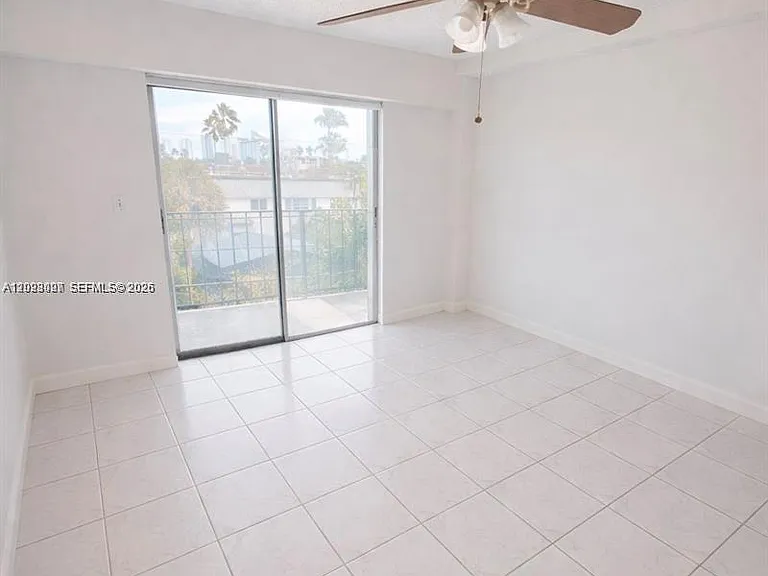 16508 NE 26th Ave #303 — Photo 6