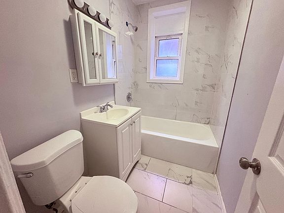 5th image of 309 Park Ave #C1