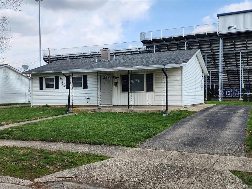 Building Photo - 87 Poe Ln