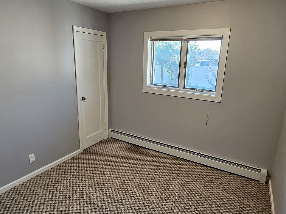 1st image of 430 Whittier Ave Floor 1