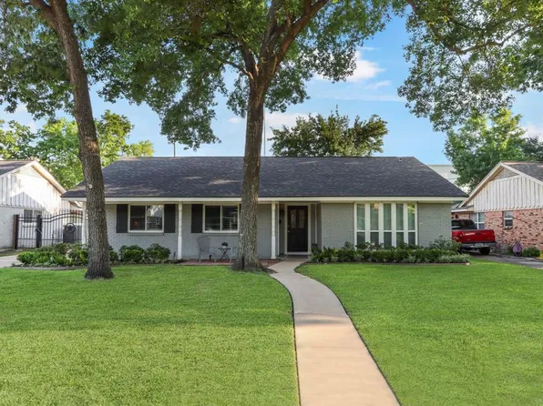 10810 Lasso Lane, Houston, TX 77079