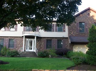 257 Purdue Ct, Paramus, NJ 07652