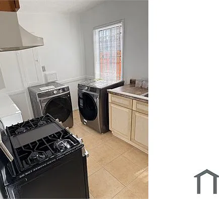 1 bed, 992 sqft, $2,500 — Photo 3