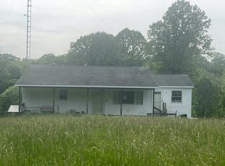 463 E Wilson Rd, Bloomfield, IN 47424