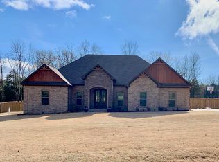 27 Sawrie Rd, Greenbrier, AR 72058
