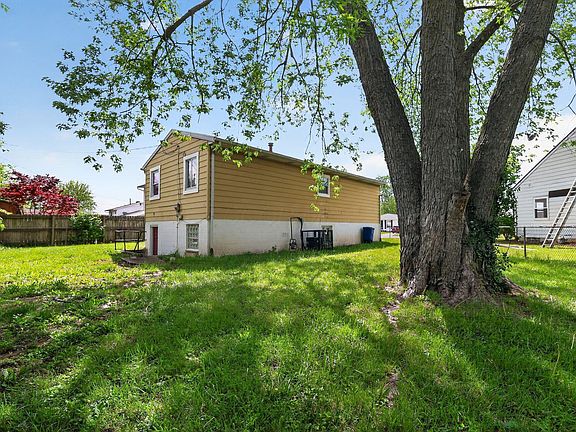 4th image of 2672 Arcola Rd