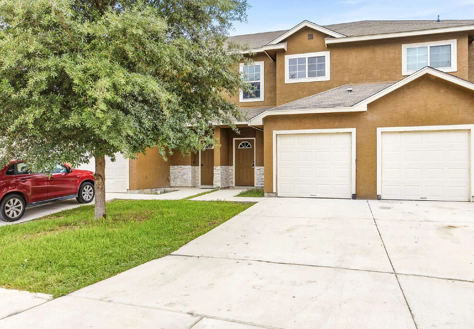 3 bed, 2.5 bath, $1,275 — Photo 3