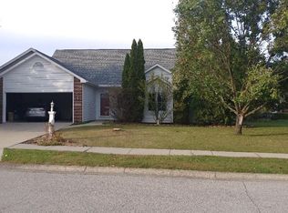 2808 Easton Ridge Pl, Fort Wayne, IN 46818