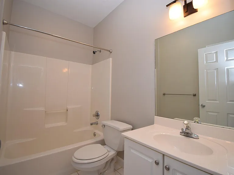 5725 Riverbirch Dr — Photo 13