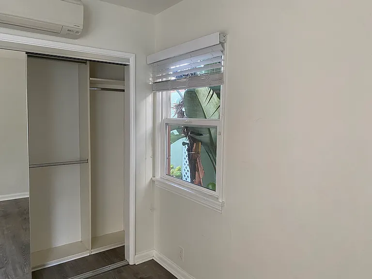 5153 Overland Ave — Photo 8