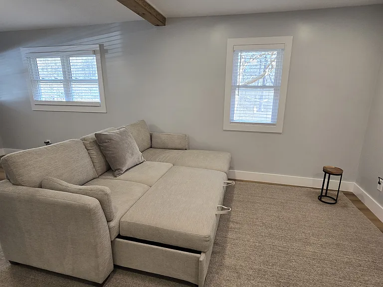 Cedar Dr — Photo 14