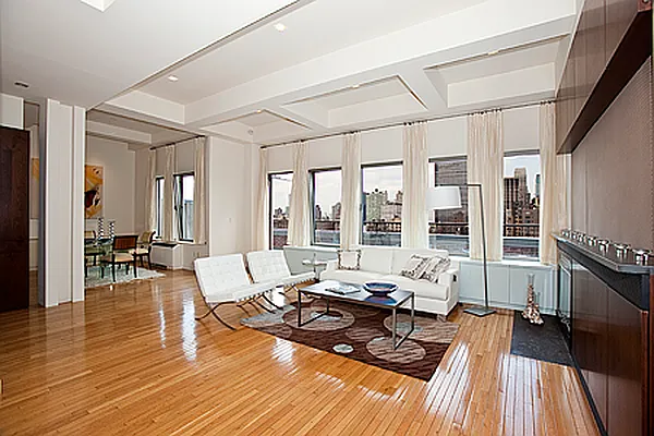 Rented by Zgodny Real Estate | media 55