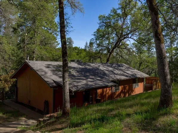 6990 Tamalpais Rd, Garden Valley, CA 95633