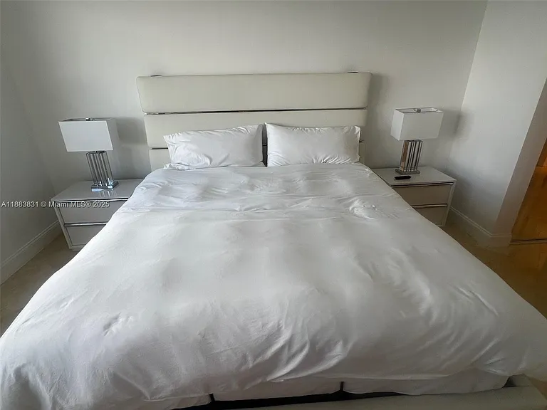 100 Lincoln Rd #848 — Photo 18