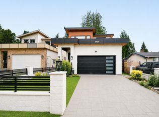 11688 96th Ave, Delta, BC V4C 3W3