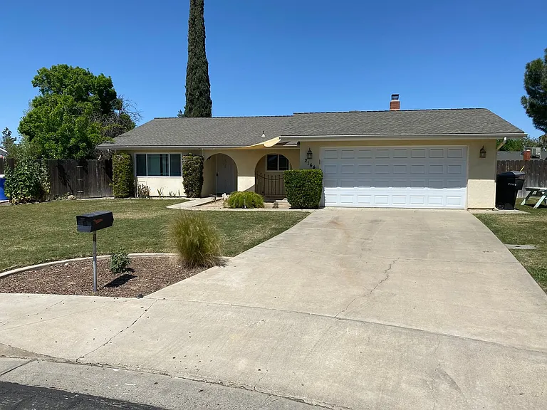 2144 Beechwood Ct — Photo 1