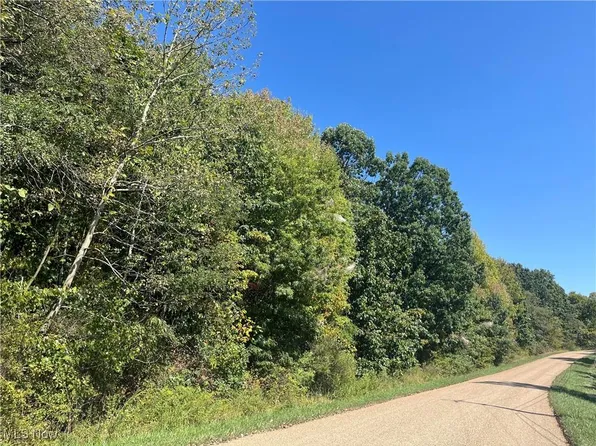 Ridge Rd, Bolivar, OH 44612