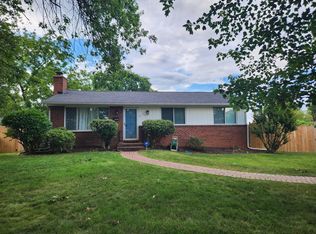 2106 N Early St, Alexandria, VA 22302