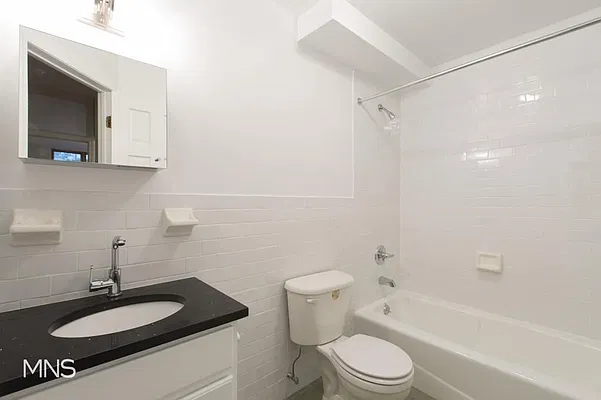 Rented by MNS Marketing | media 17
