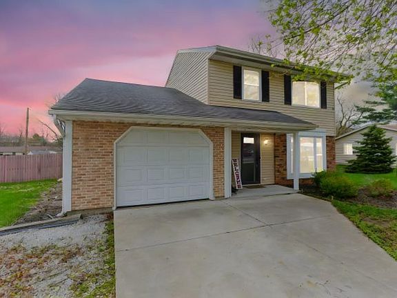 3rd image of 51272 Bittersweet Rd