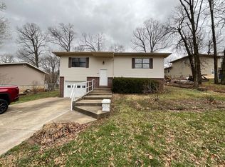 1903 E Samuel J St, Ozark, MO 65721