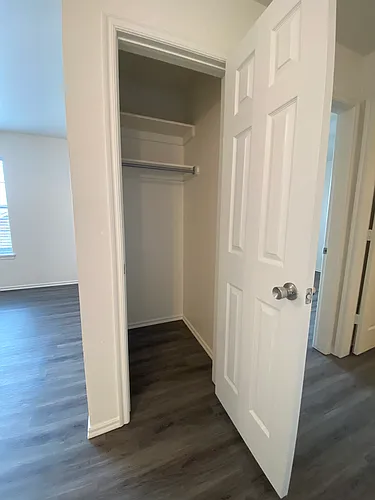 Stonebrook Apartments Photo 1