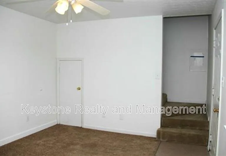 1375 Thompsonville Ln #1A — Photo 3