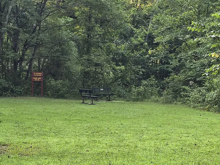 Walk to this Fairfax County Park