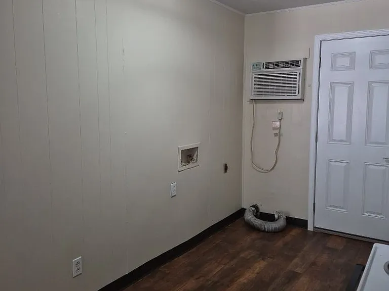 506 Hopwood St — Photo 3