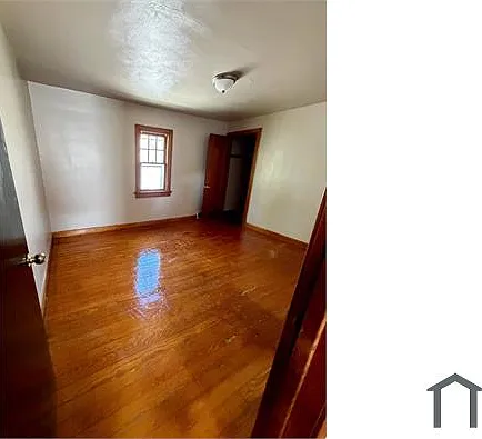 2142 Woodford St — Photo 9