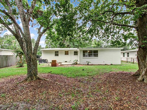 2nd image of 6235 Mercado Dr