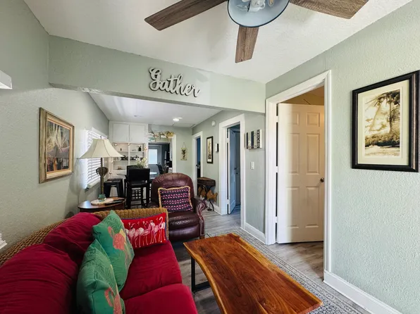 (undisclosed Address), Lake Worth, FL 33460