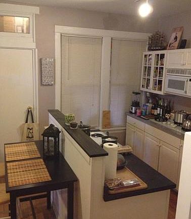 Island with Electric Stove/Oven
