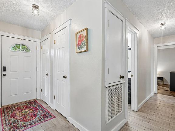 4th image of 14299 NE 5th St