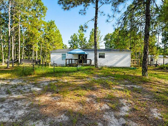 2nd image of 222 PLUMOSA Drive