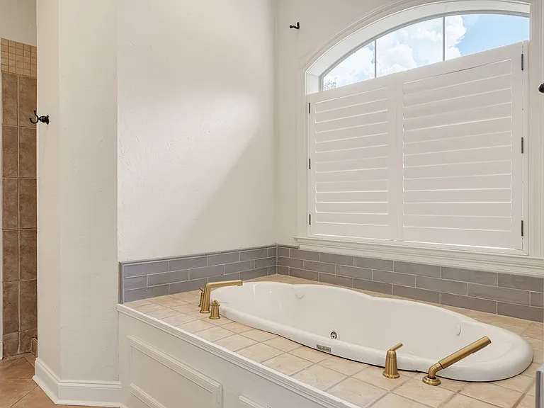 105 Woodbine Dr — Photo 29