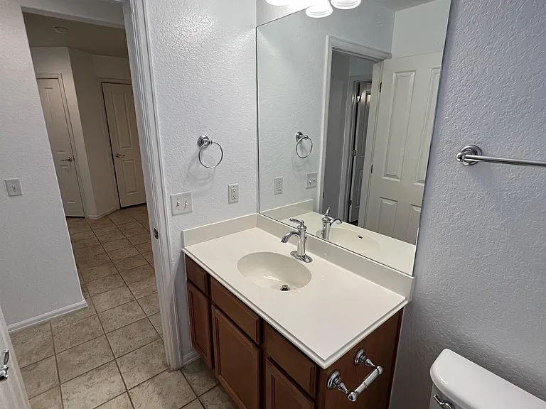 10909 Charreada Trl — Photo 39