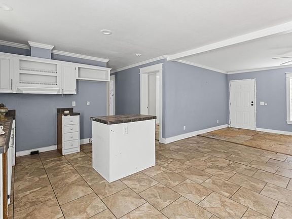 4th image of 9426 Schoener Rd