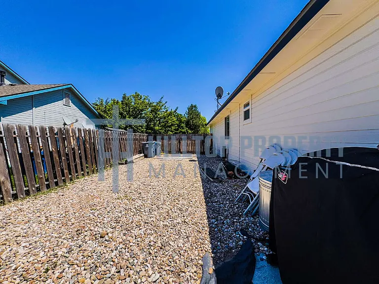 2011 S Candlewood Dr — Photo 17