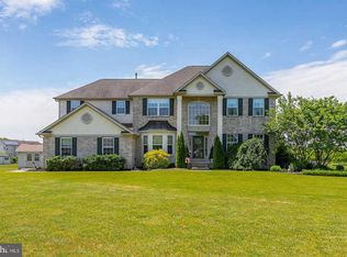 31 E Wolfert Station Rd, Mickleton, NJ 08056