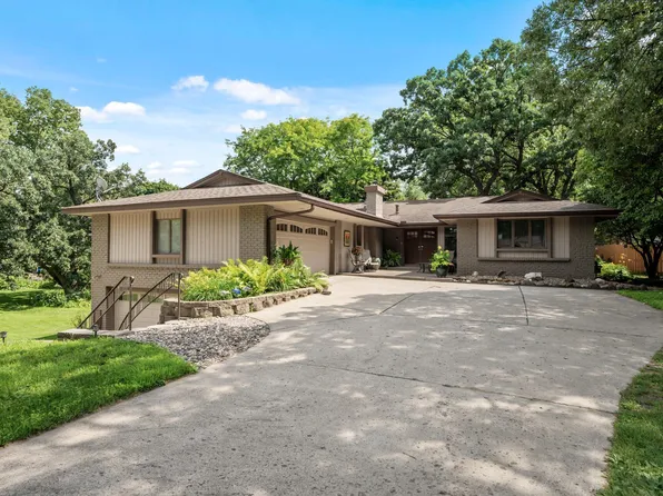 9506 Riverview Ave S, Bloomington, MN 55425