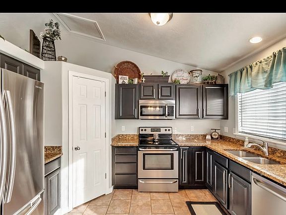 5th image of 4761 W Homeland Dr