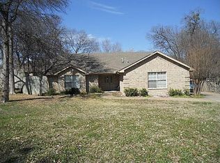 925 Cedar Ridge Dr, Desoto, TX 75115