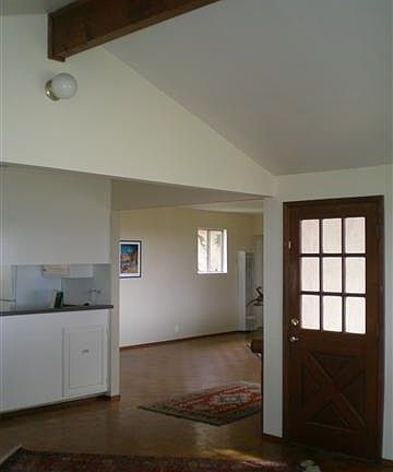 5th image of 6114 Bernhard Ave