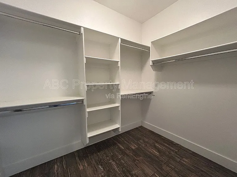 3101 Warberry Ave — Photo 11