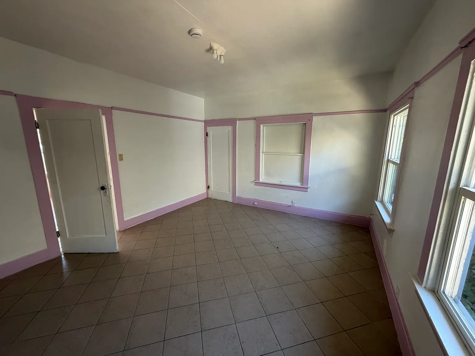 2 bed, 1078 sqft, $1,800 — Photo 4