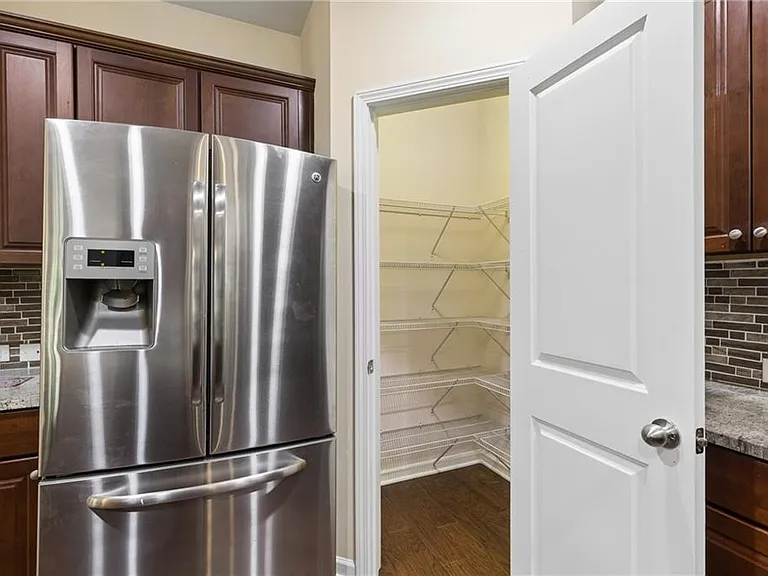 5011 Morriscastle Dr — Photo 13