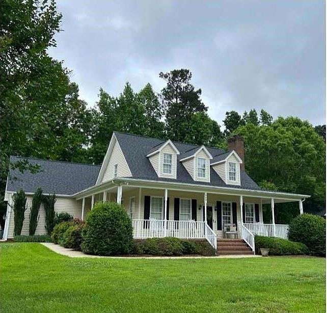 1st image of 908 Stuart Dr