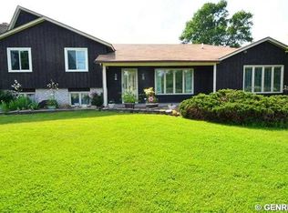 7 Jay Vee Ln, Rochester, NY 14612