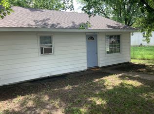 106 S Hickory St, Pesotum, IL 61863